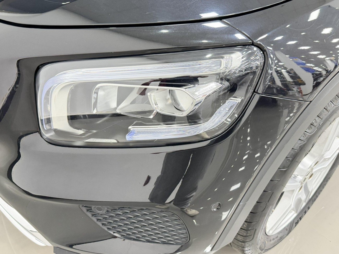 Mercedes-Benz GLB 2023