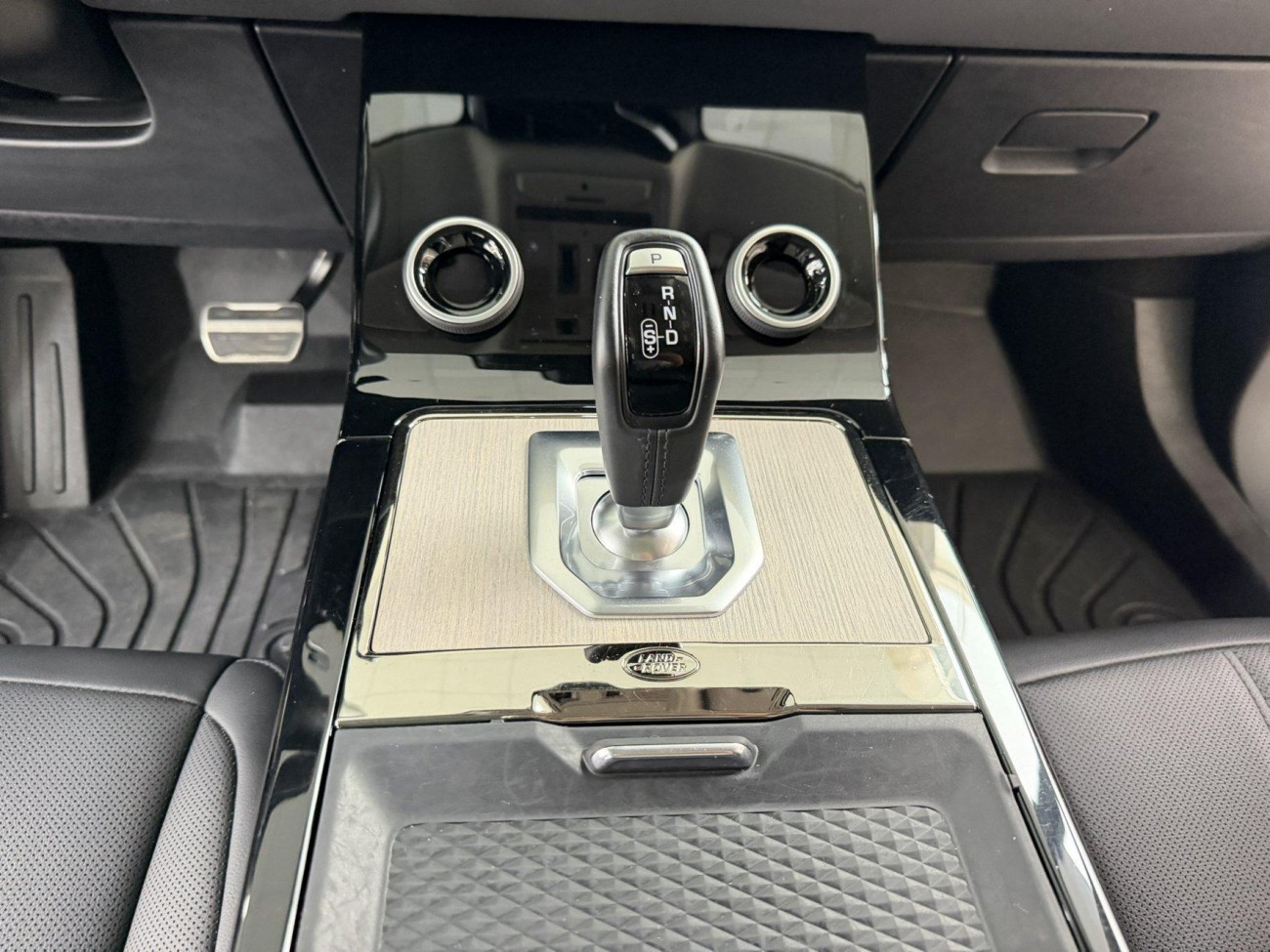 Land Rover Range Rover 2023
