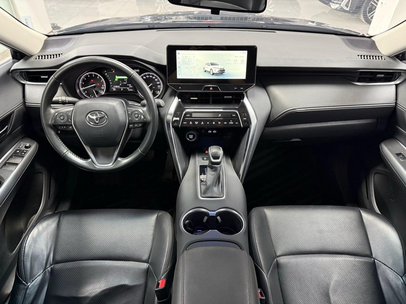 Toyota Harrier 2023