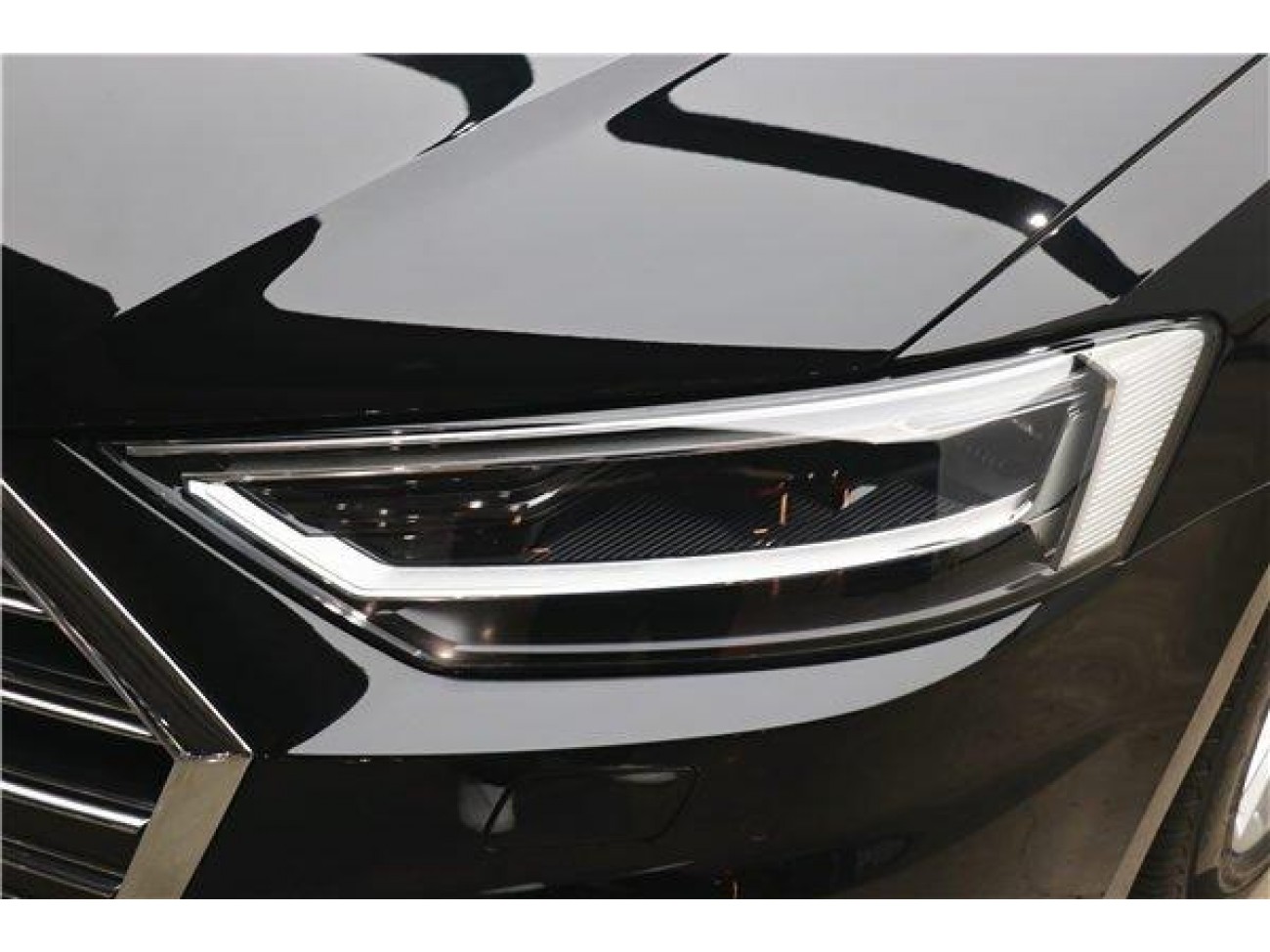 Audi A8L 50 TFSI 2022