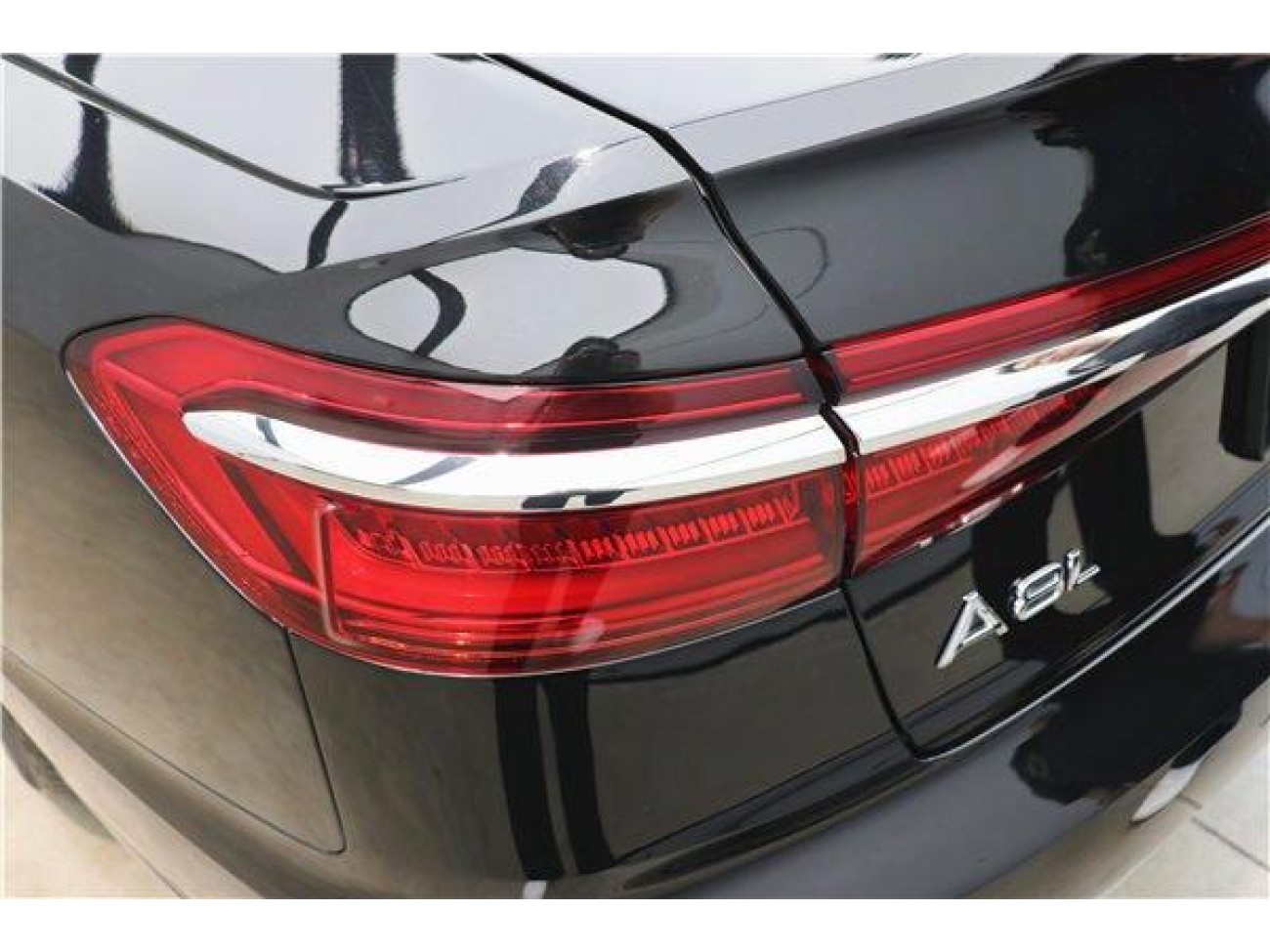 Audi A8L 50 TFSI 2022
