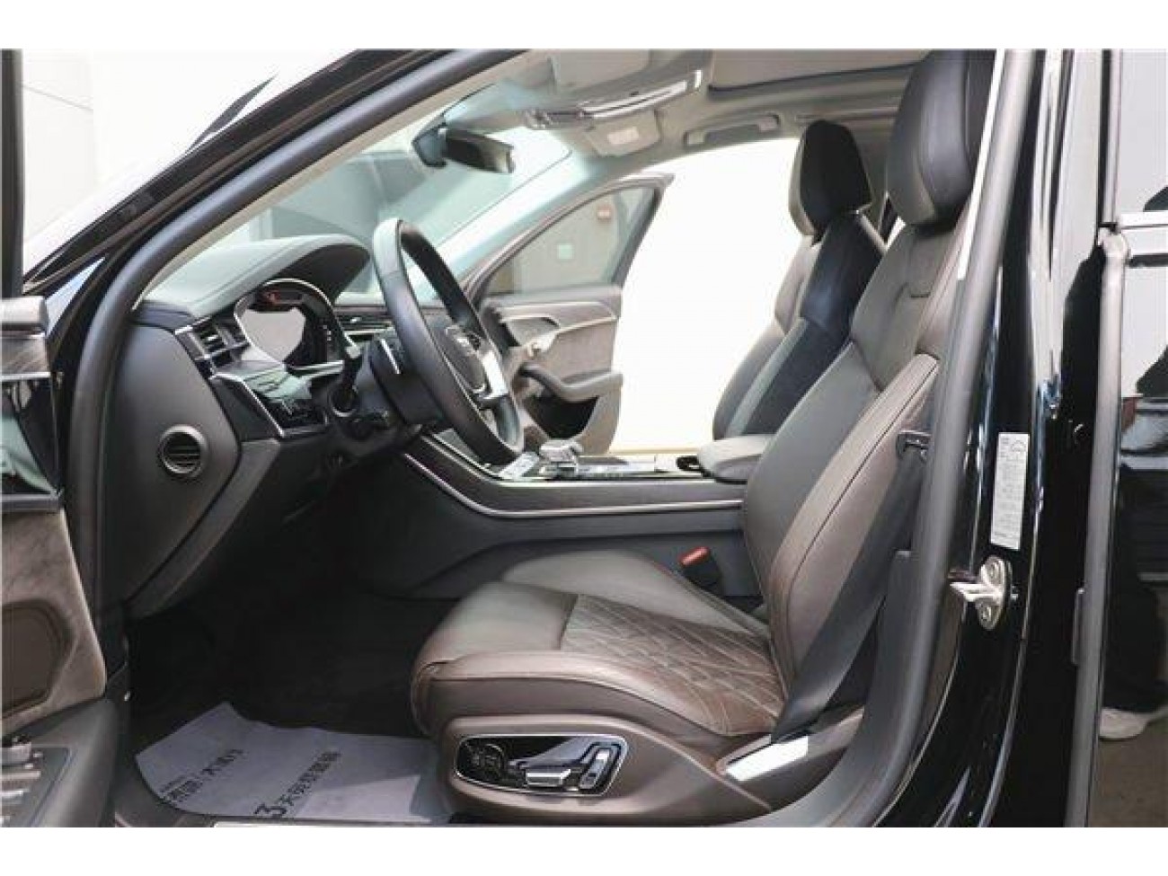 Audi A8L 50 TFSI 2022