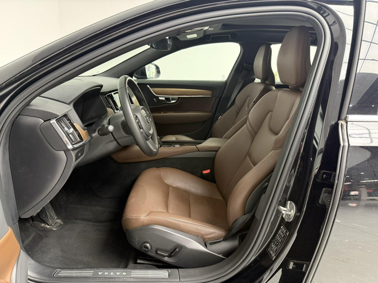 Volvo S90 2024