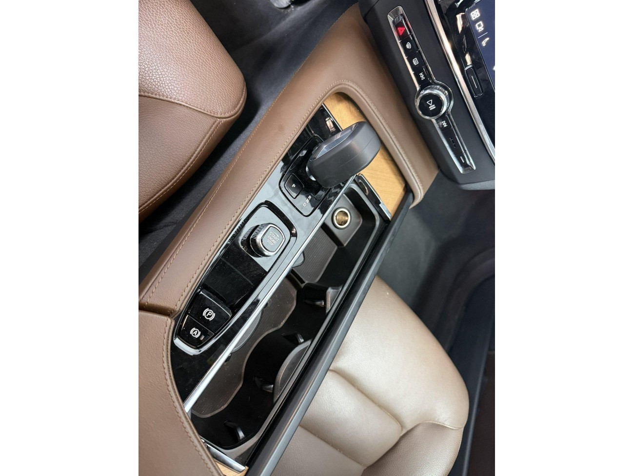 Volvo S90 2024