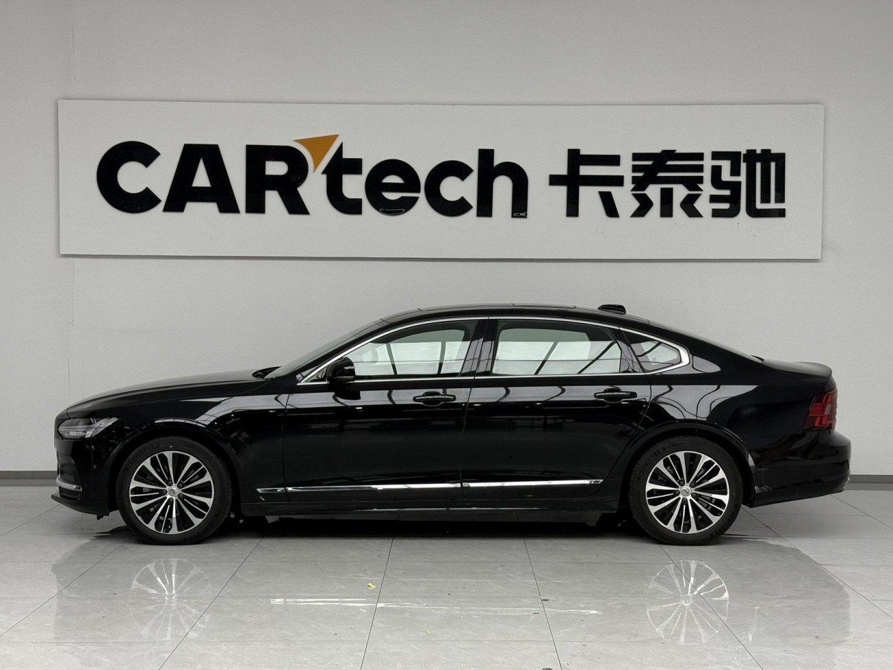 Volvo S90 2024