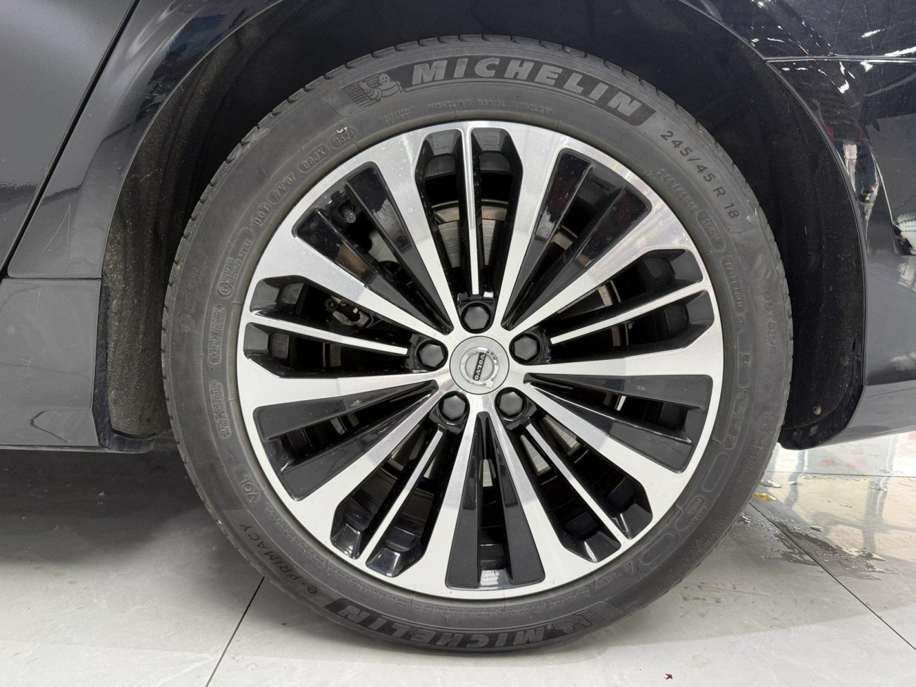Volvo S90 2024