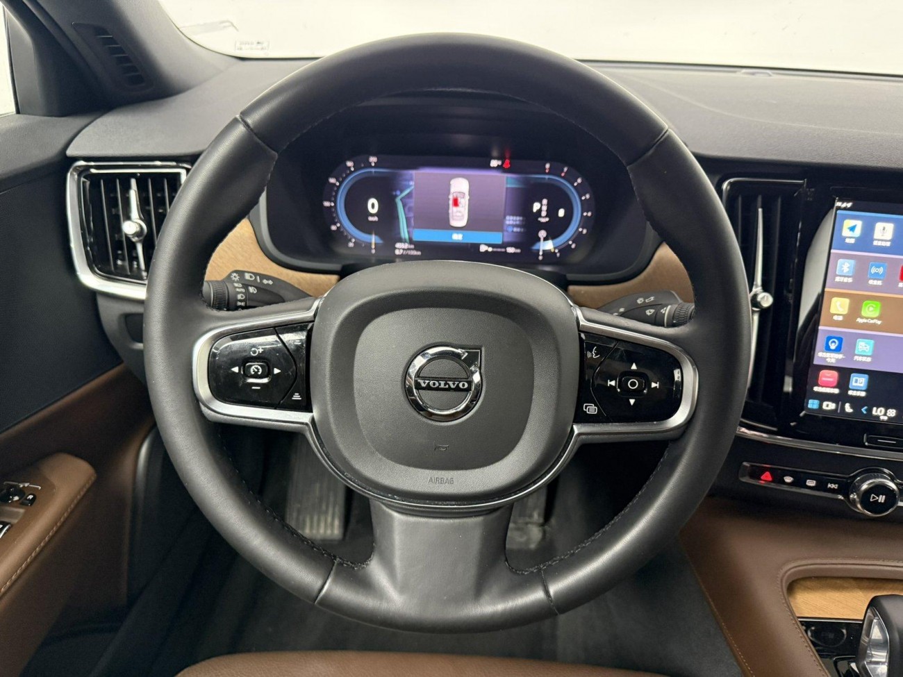 Volvo S90 2024