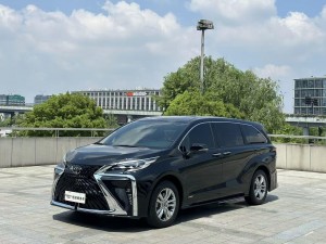 Toyota Sienna 2025
