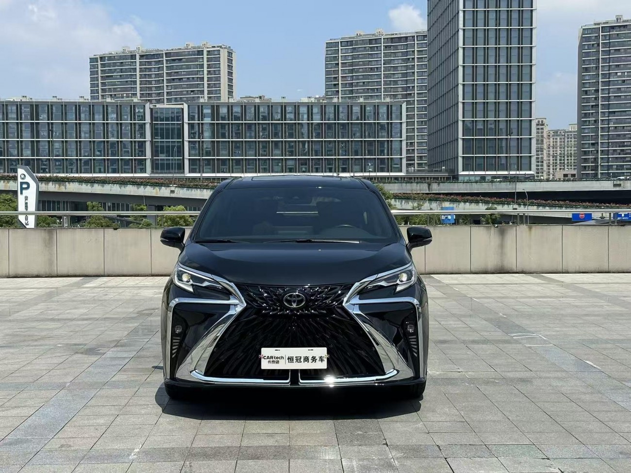 Toyota Sienna 2025