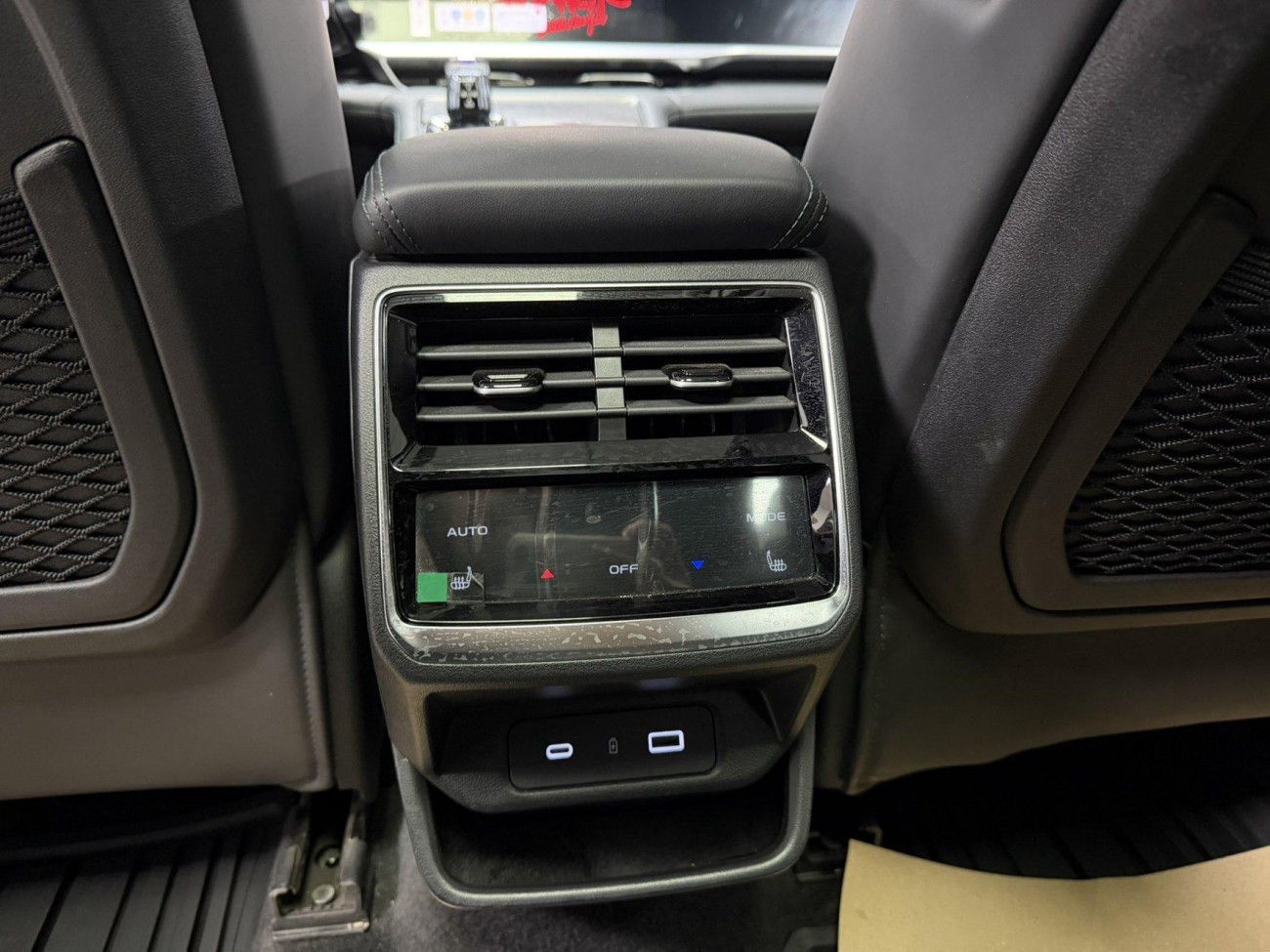 Geely Xingyue L 2025