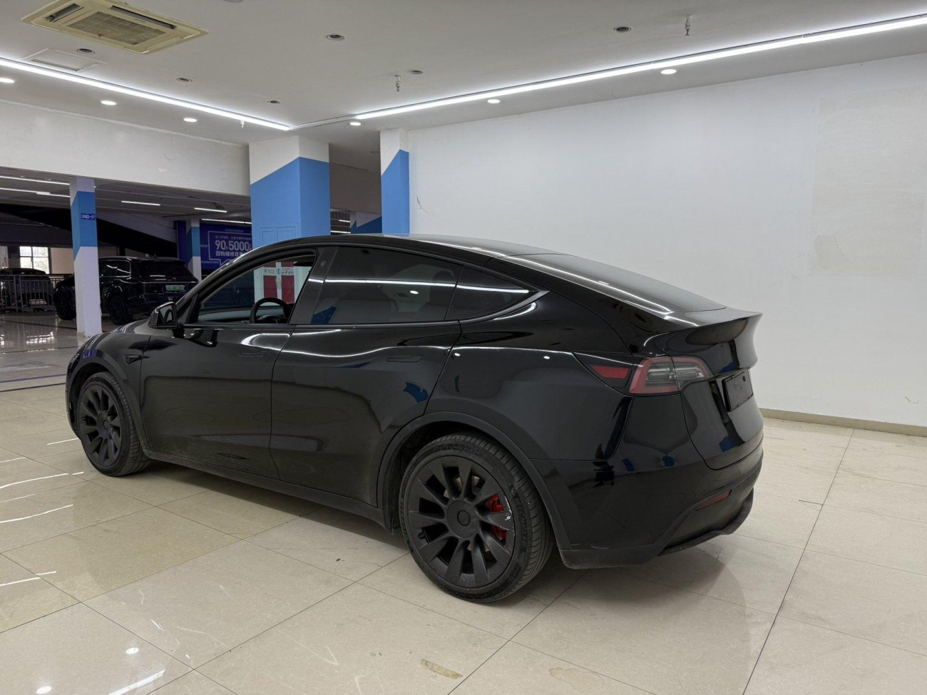Tesla Model Y 2021