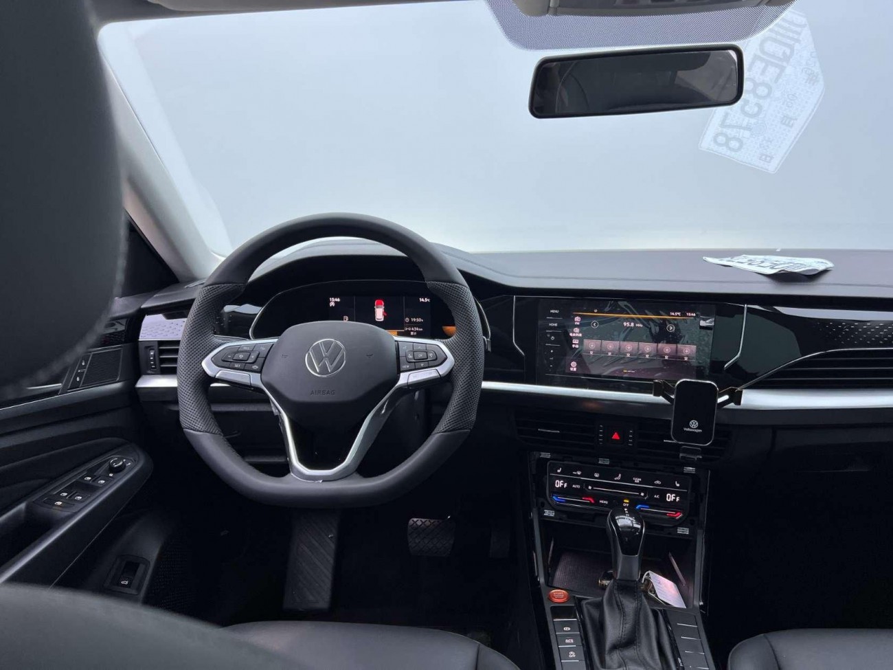 Volkswagen Passat 2022