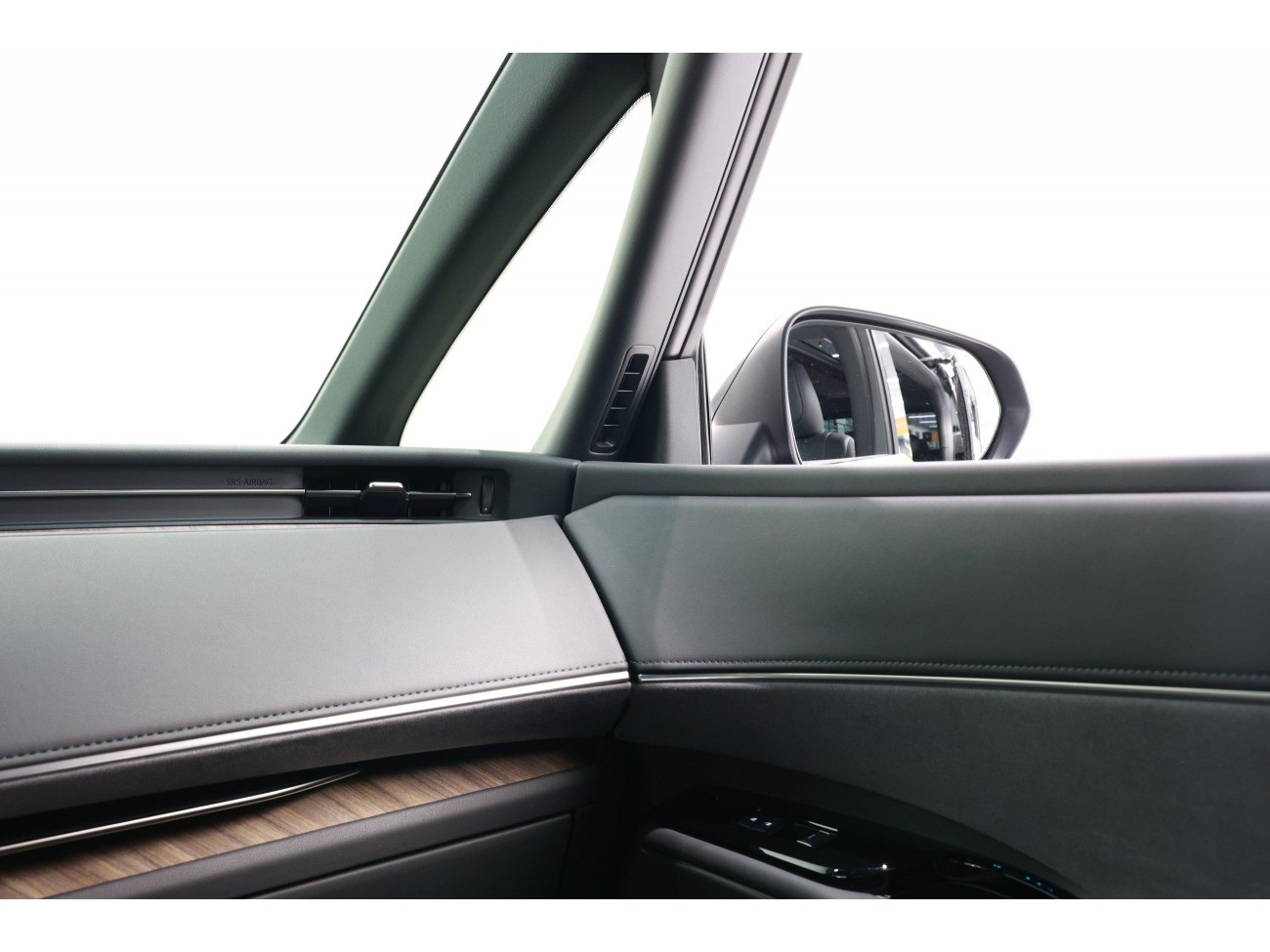 Lexus LM 350h 2024