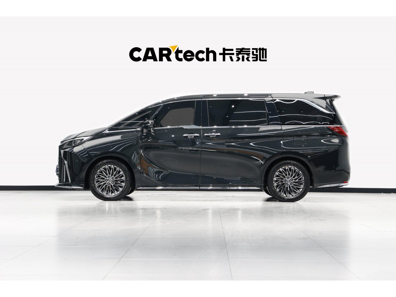 Lexus LM 350h 2024