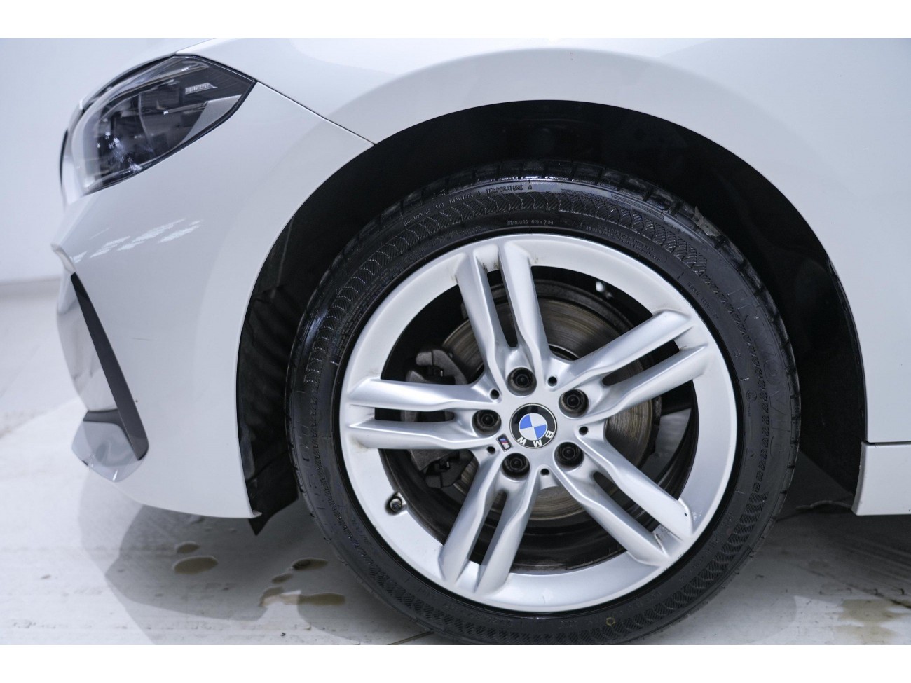 BMW 120i 2023
