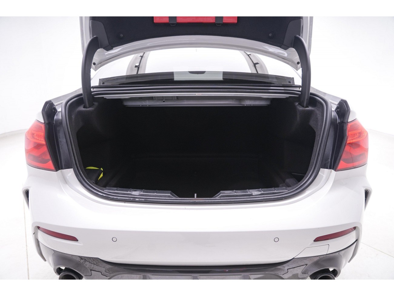BMW 120i 2023