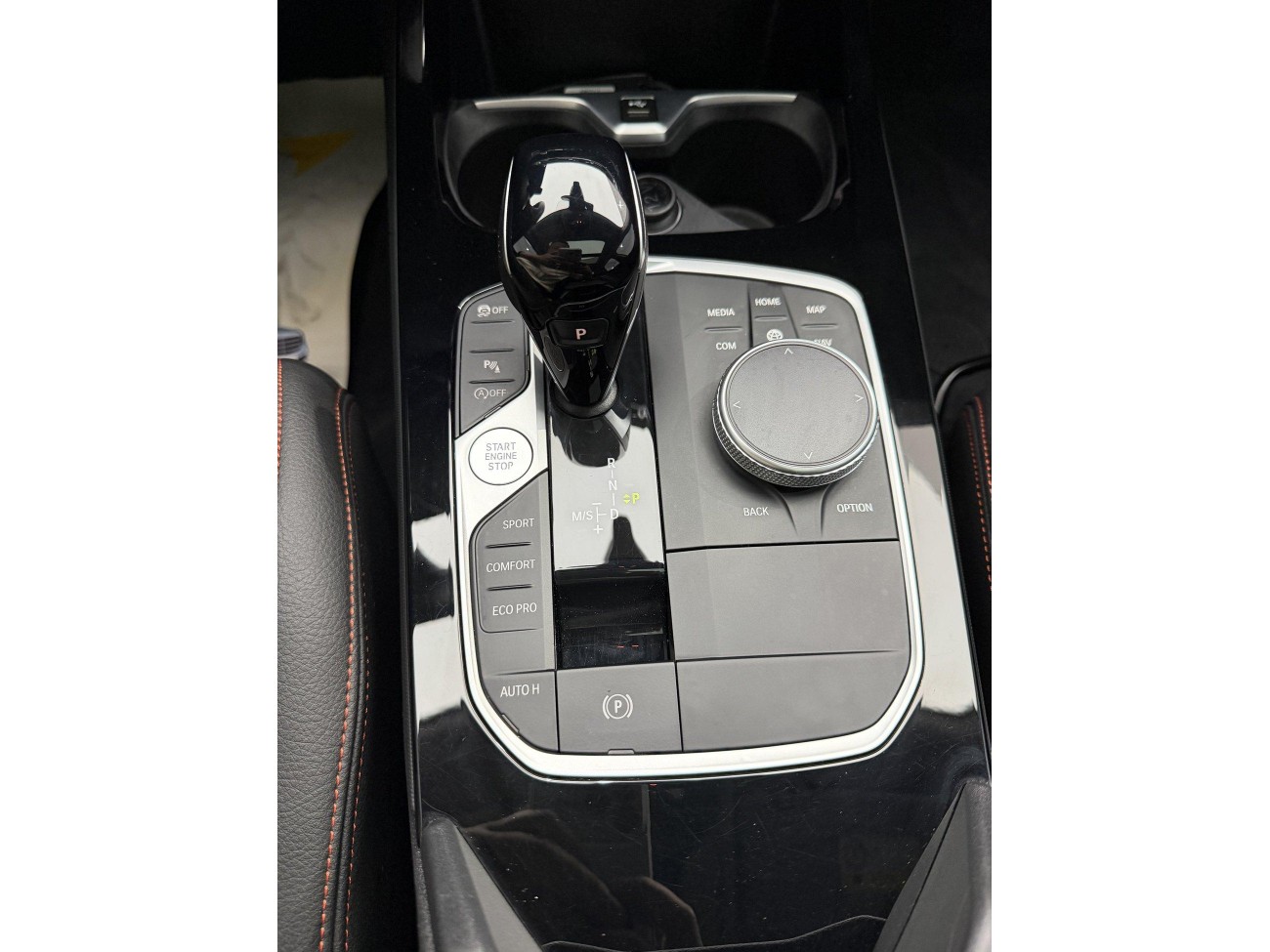 BMW 225i 2022