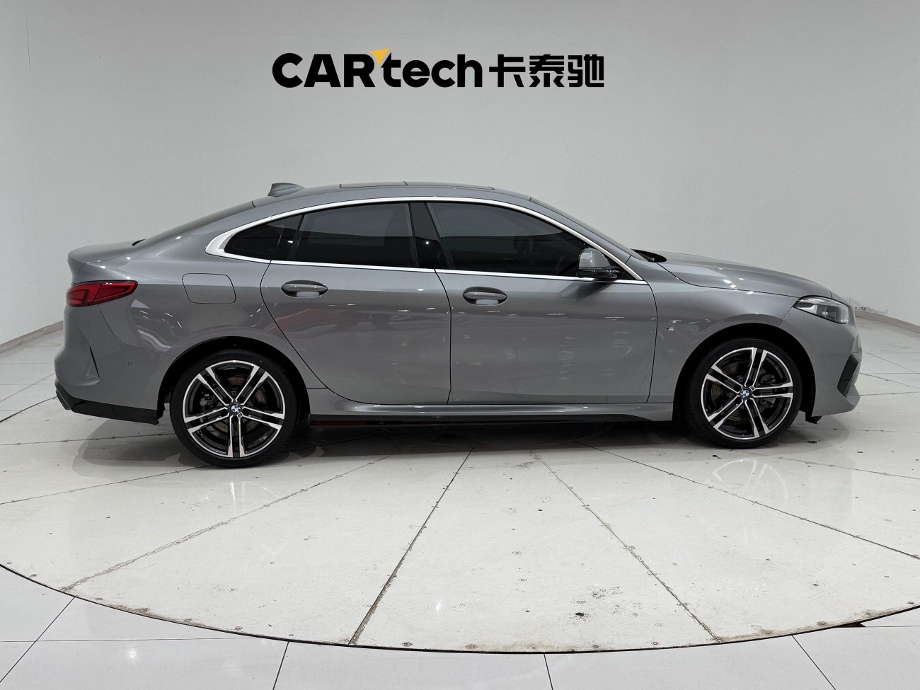 BMW 225i 2022