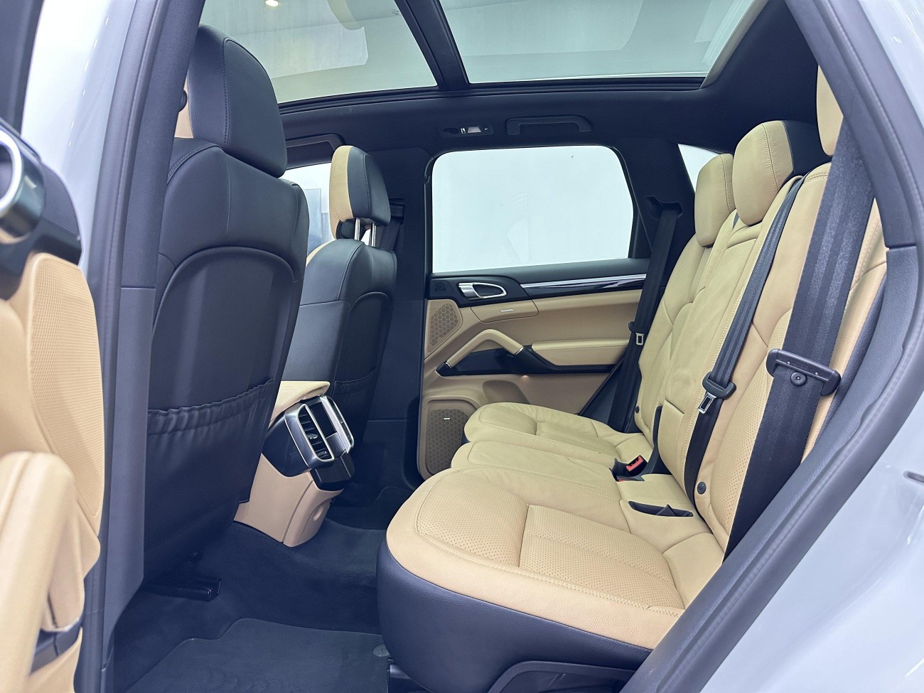 Porsche Cayenne 2016