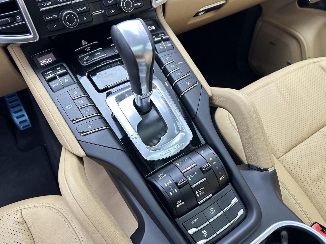 Porsche Cayenne 2016