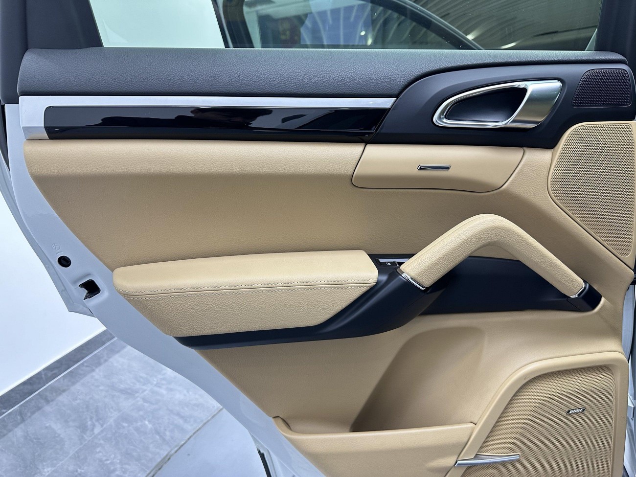 Porsche Cayenne 2016