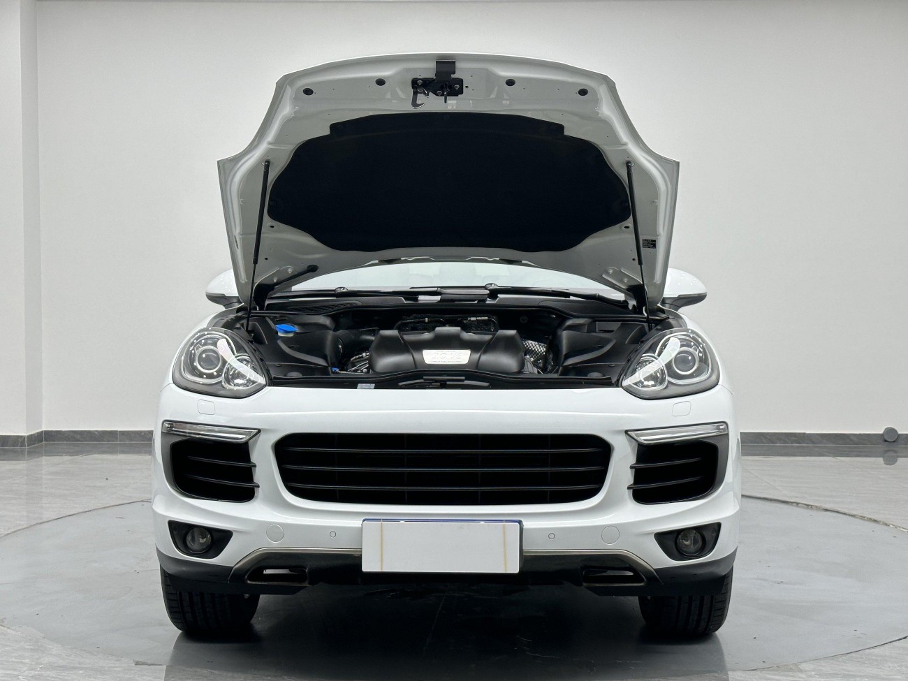 Porsche Cayenne 2016