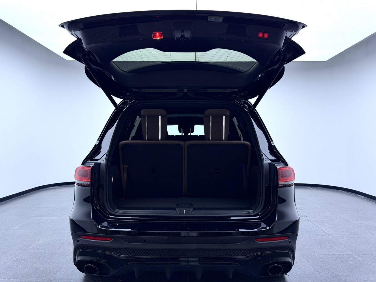 Mercedes-Benz GLB 2023