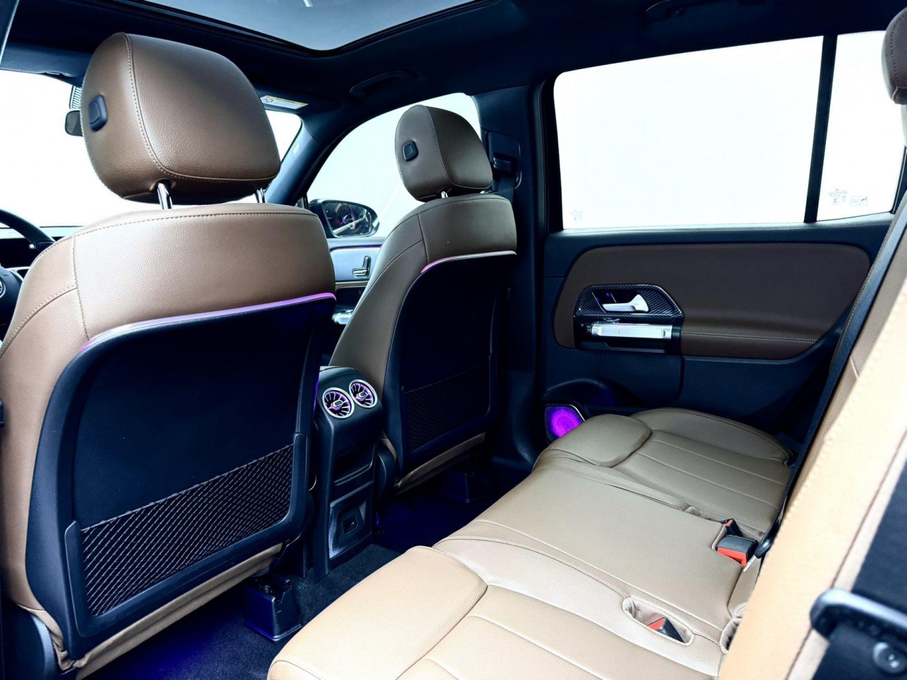 Mercedes-Benz GLB 2023