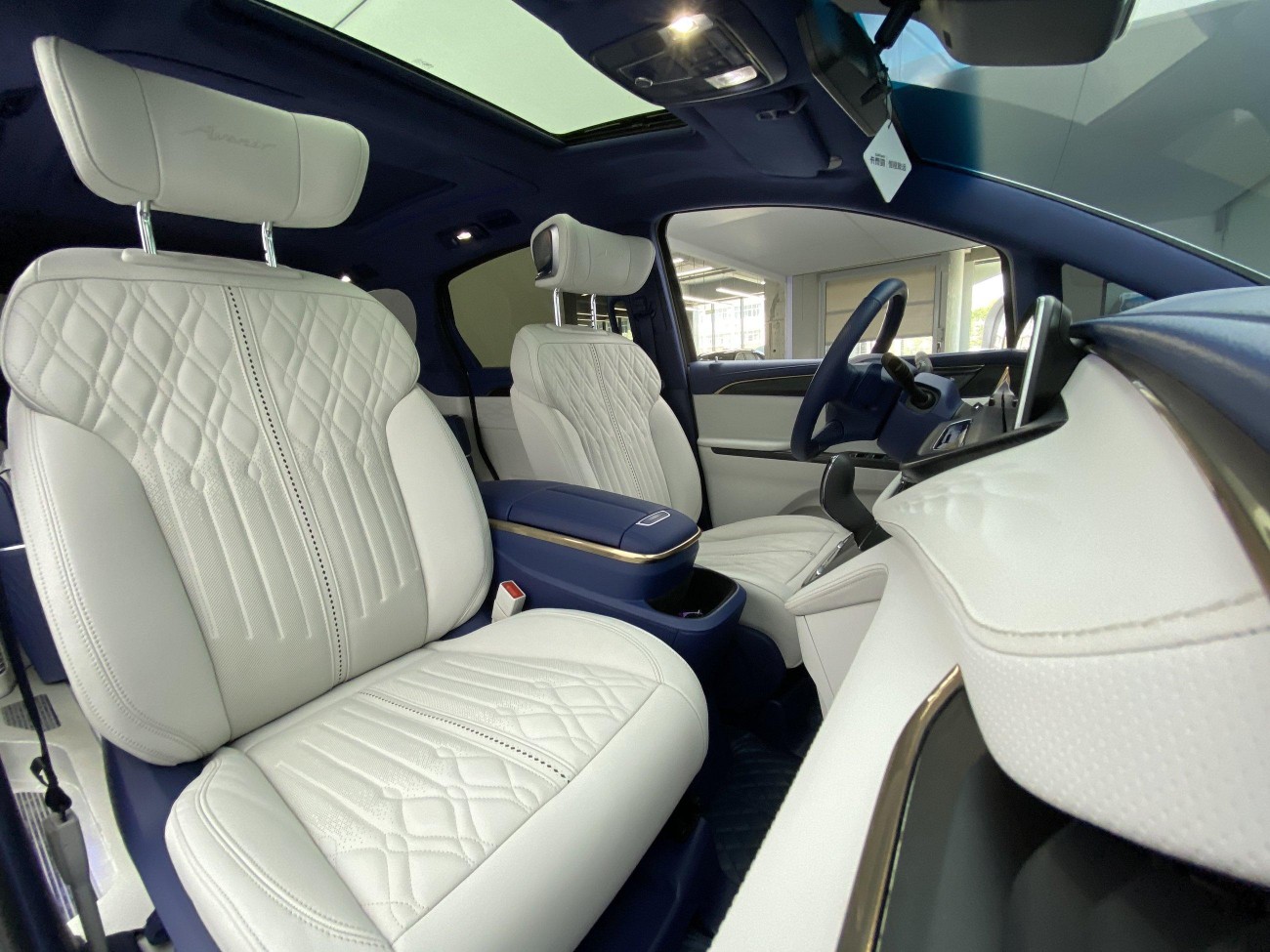 Buick GL8 2023