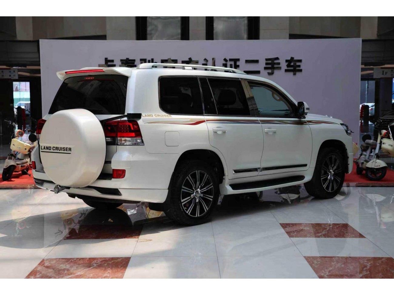 Toyota Land Cruiser 2020