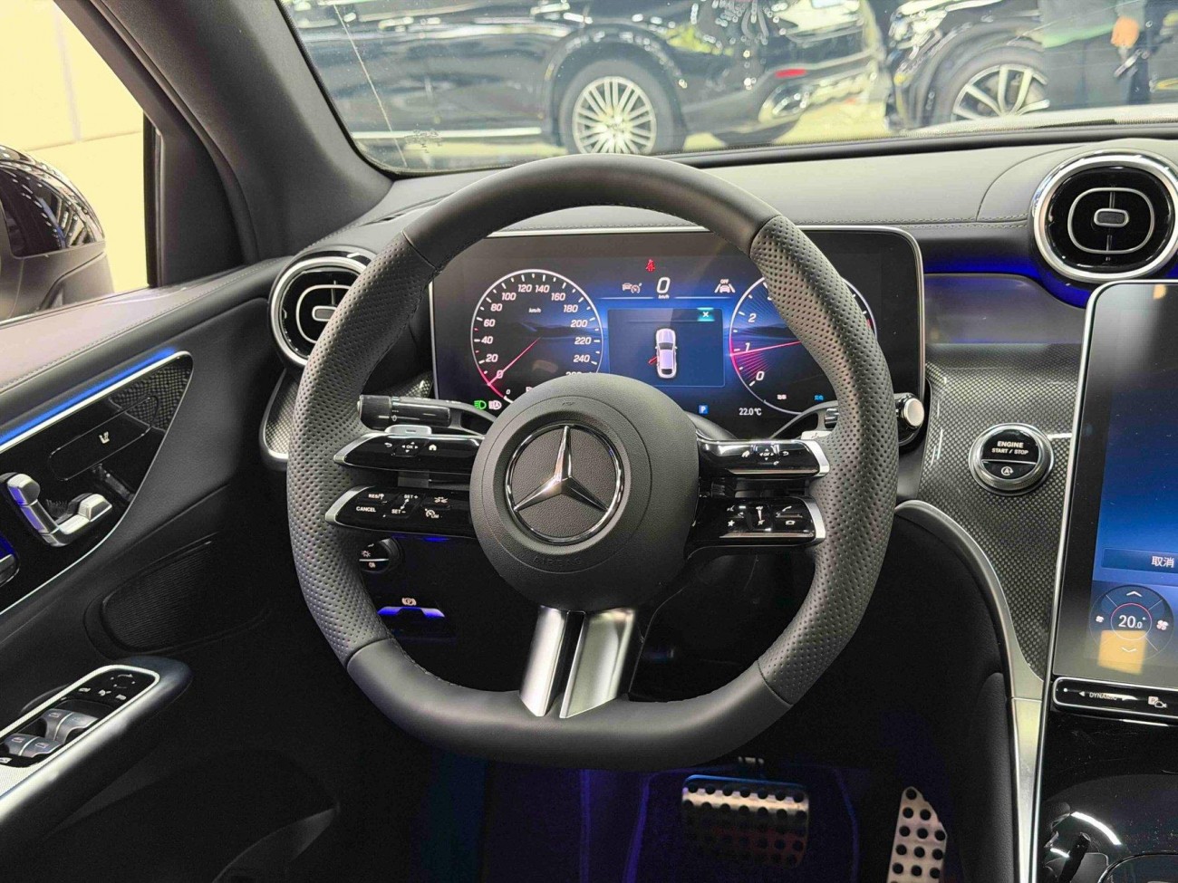 Mercedes-Benz GLC 260 4MATIC 2025