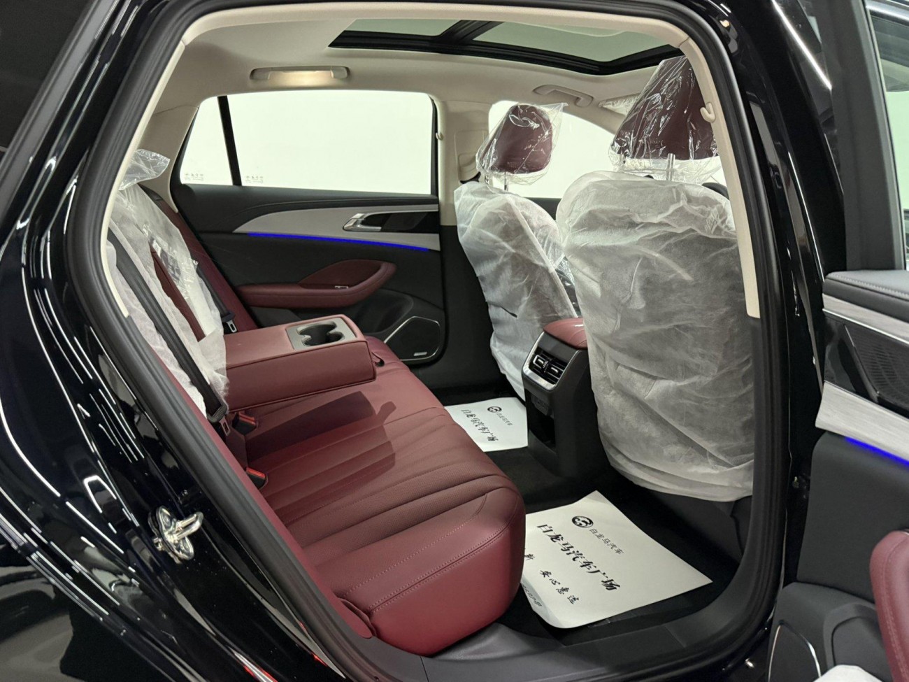 Hongqi H5 2025