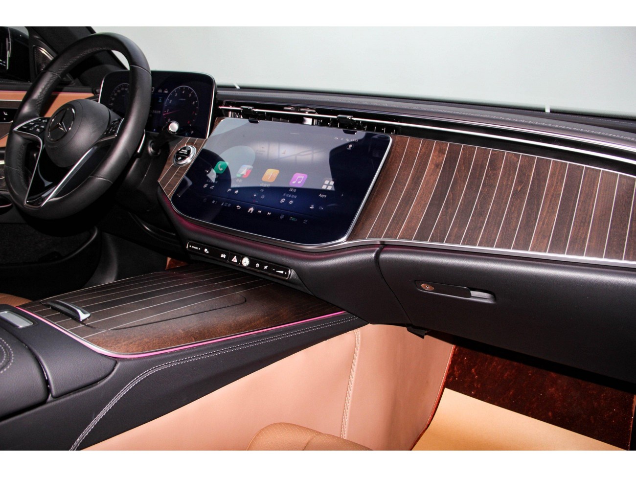 Mercedes-Benz E 300 L 2024