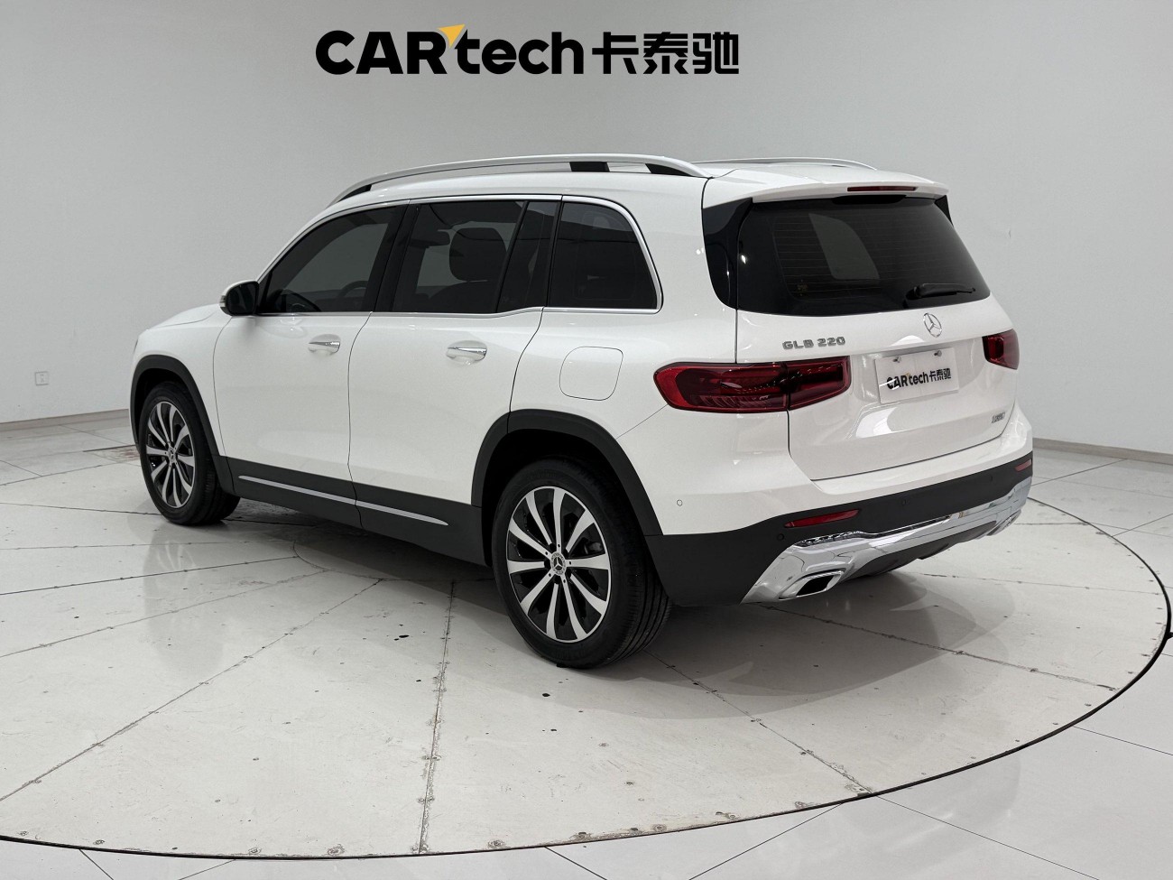 Mercedes-Benz GLB 2024