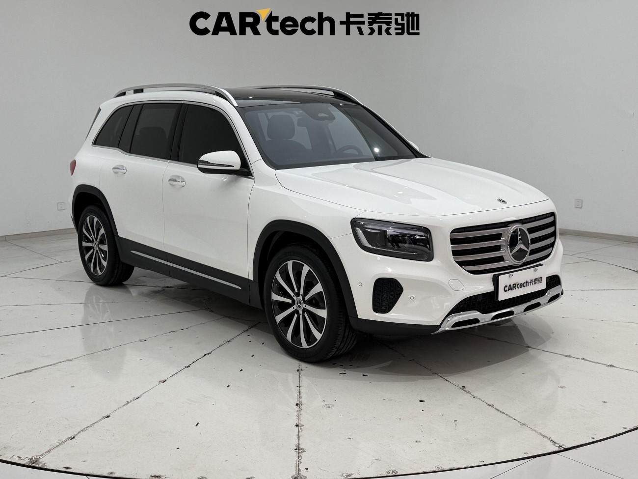 Mercedes-Benz GLB 2024