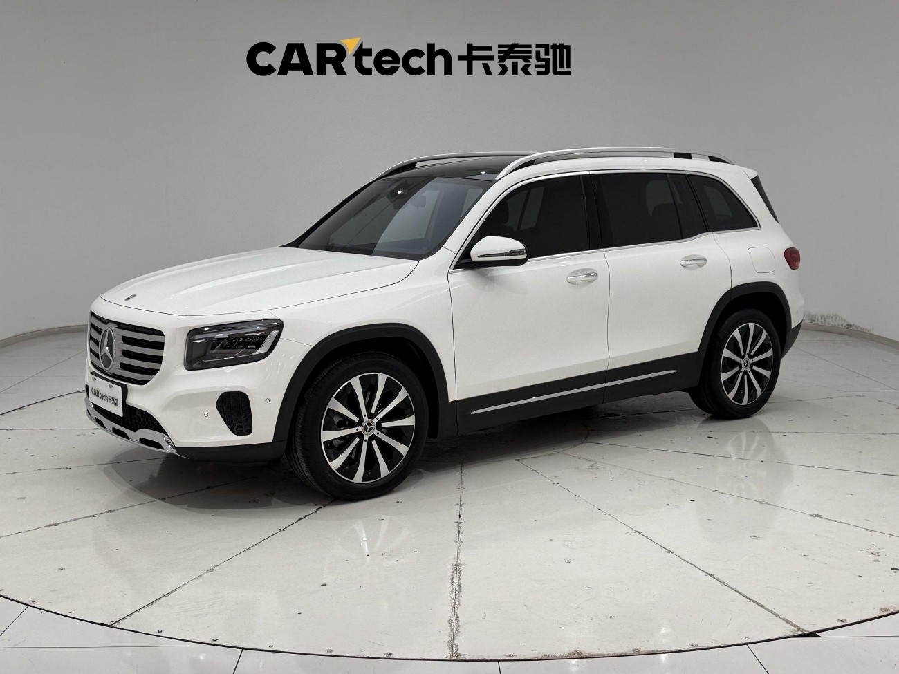 Mercedes-Benz GLB 2024