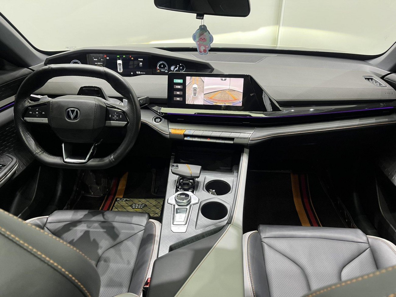Changan UNI-V 2024