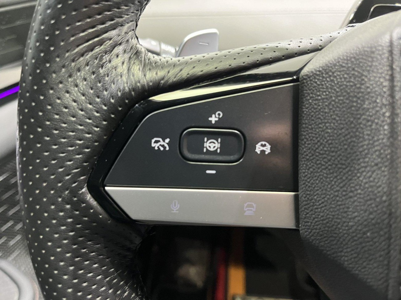 Changan UNI-V 2024