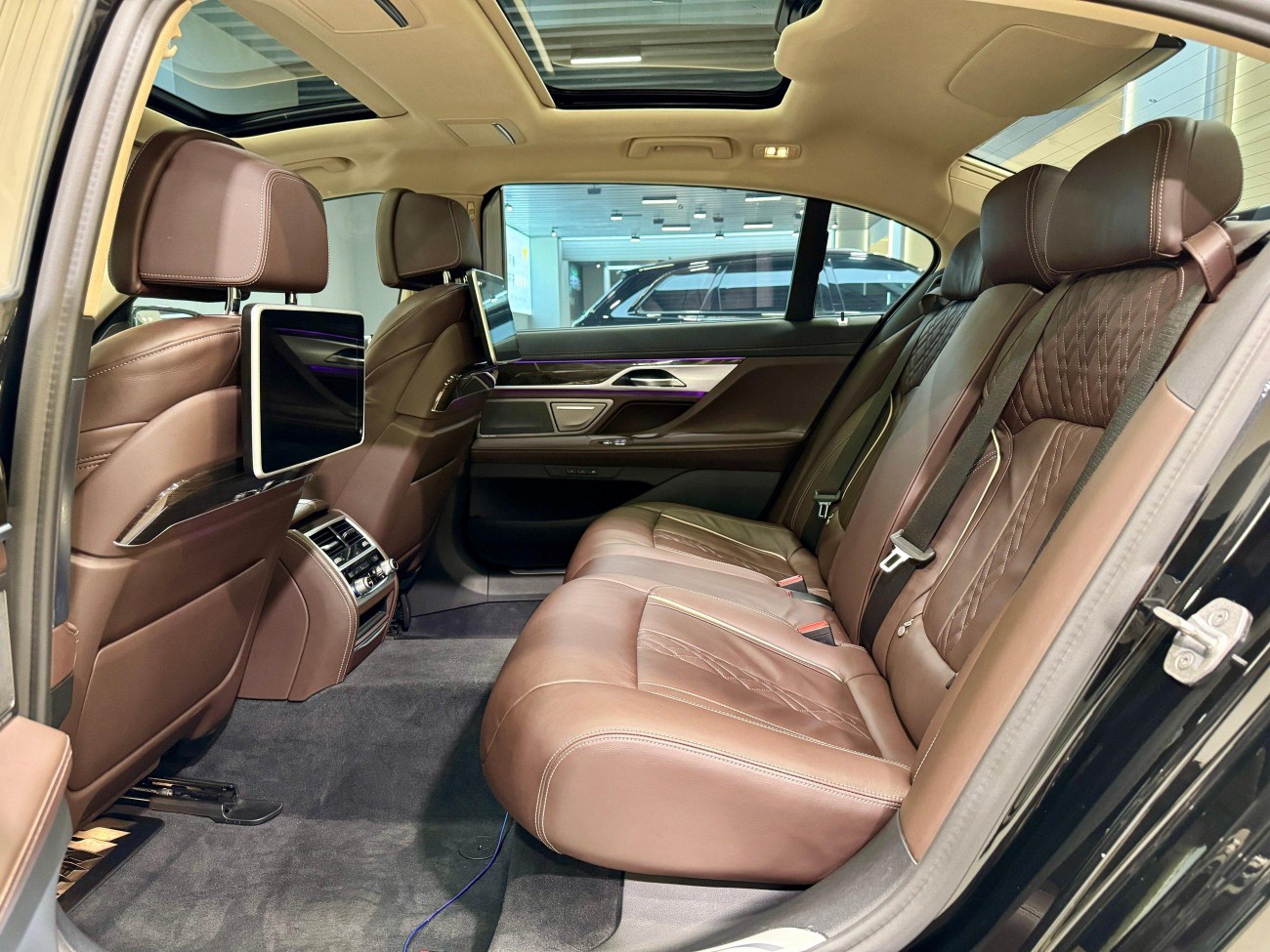 BMW 730Li 2021