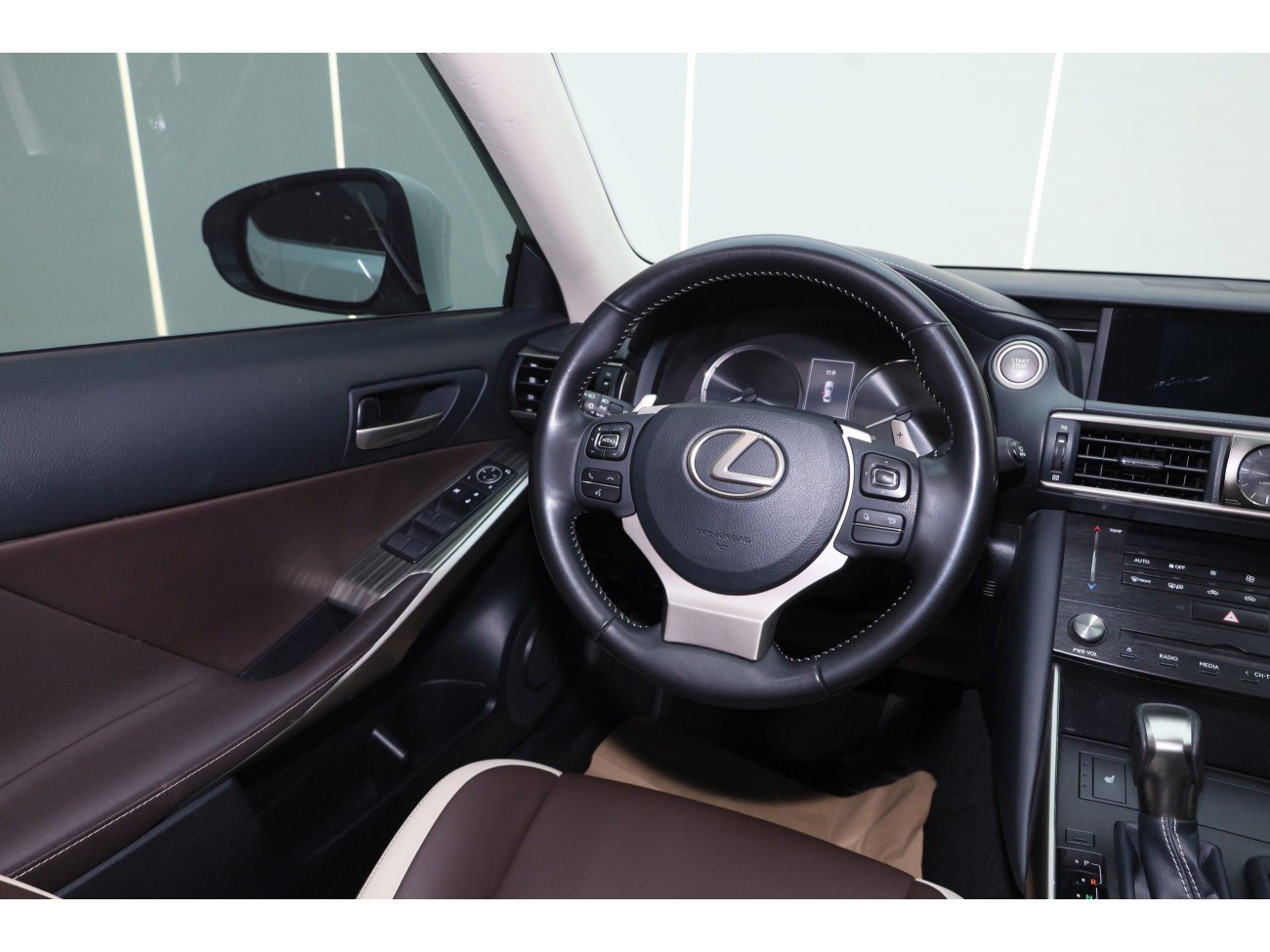 Lexus IS 300 2017
