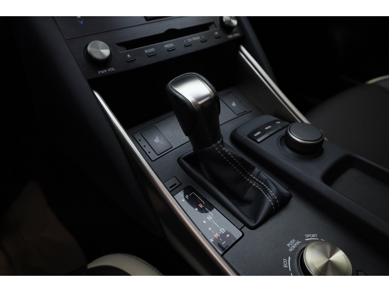Lexus IS 300 2017