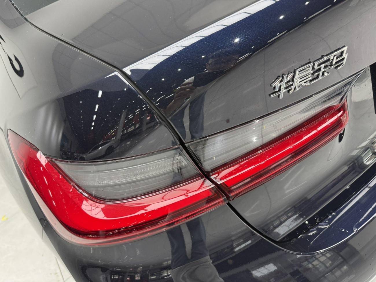 BMW 330Li 2026
