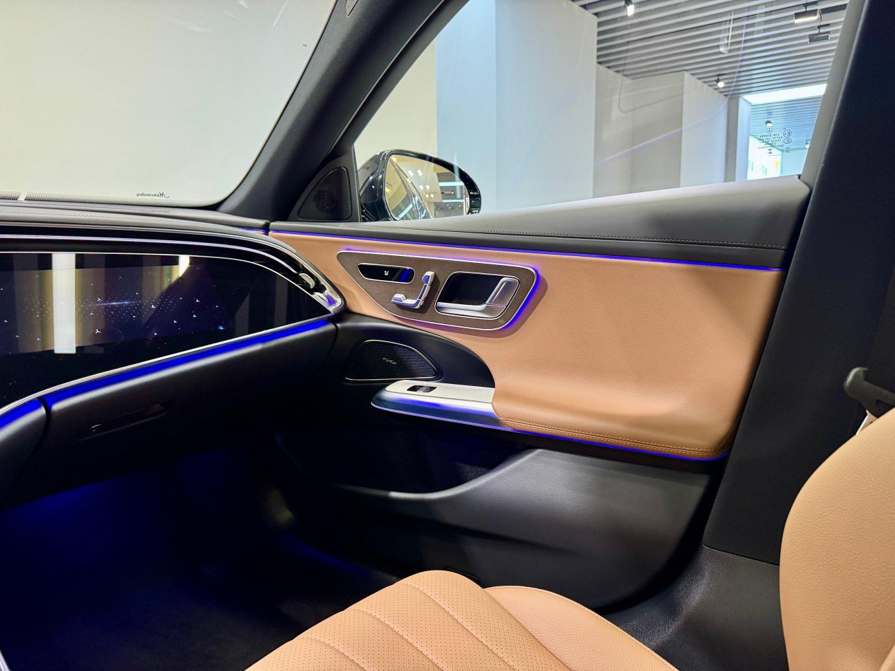 Mercedes-Benz E 350 e 2024