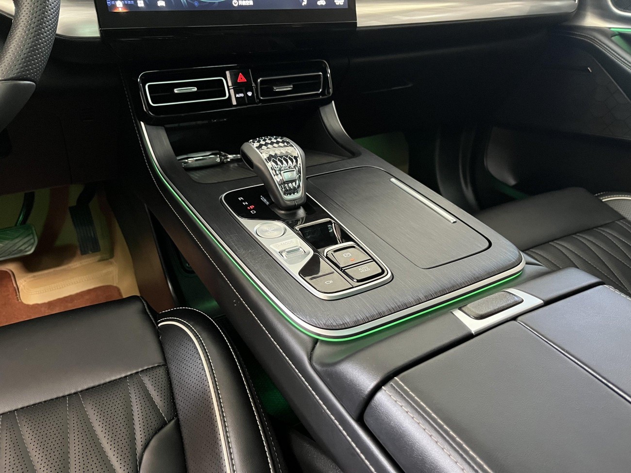 Trumpchi GS8 2025