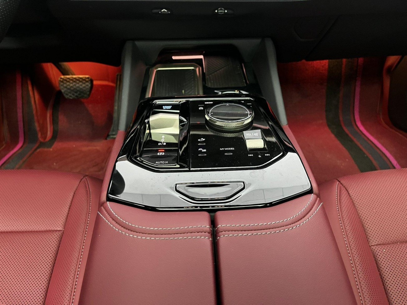 BMW i5 2024