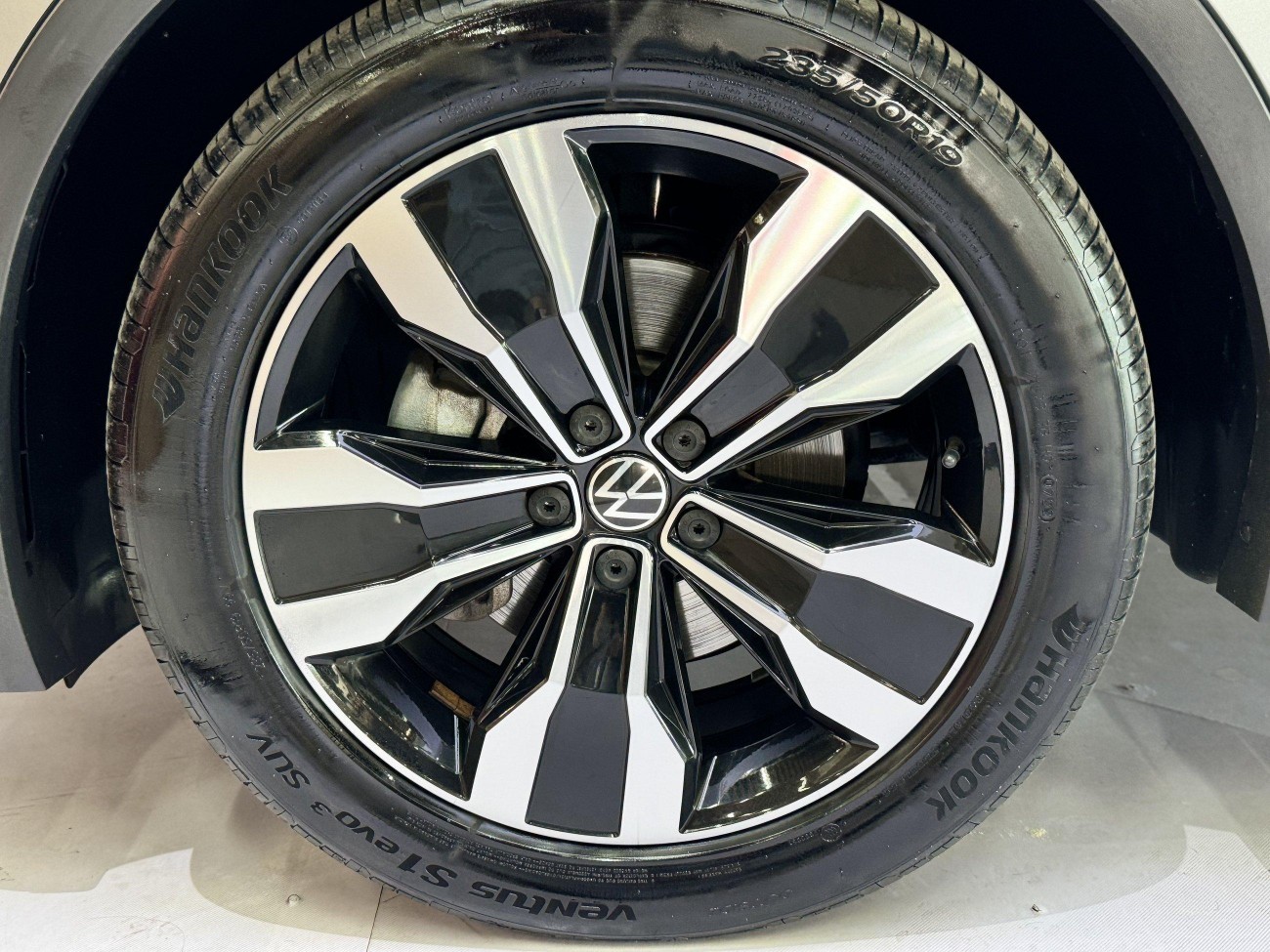 Volkswagen Tiguan L 2022