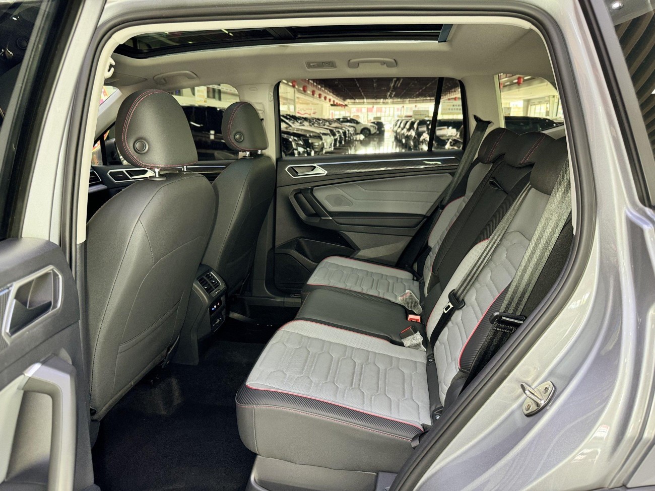 Volkswagen Tiguan L 2022