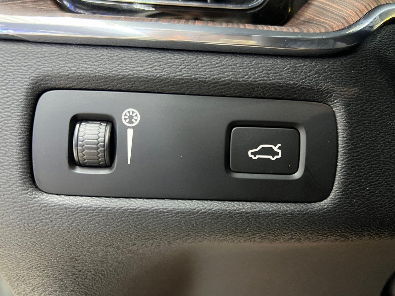 Volvo XC60 2022