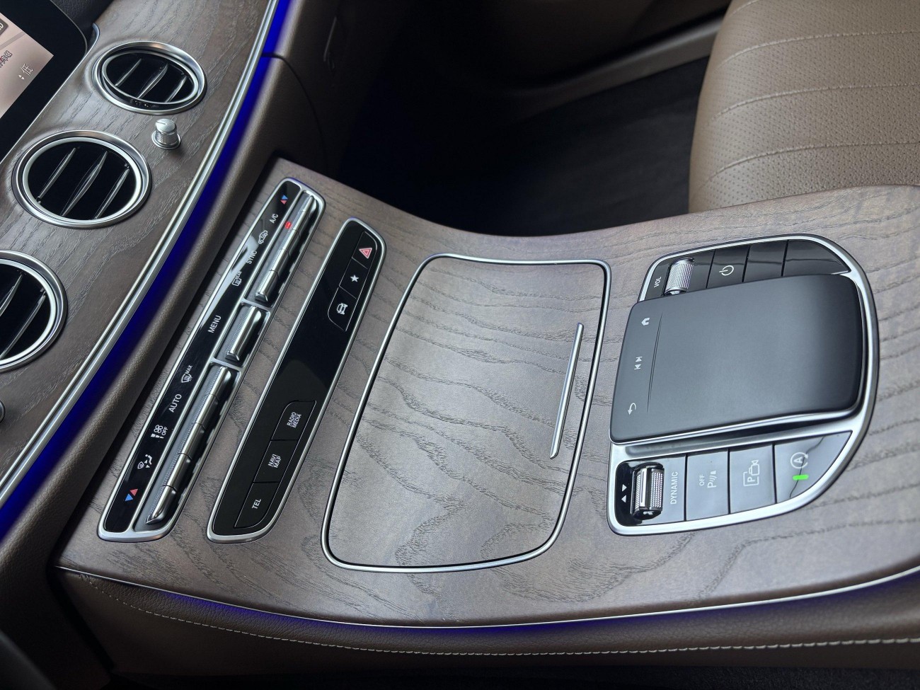Mercedes-Benz E 300 L 2022
