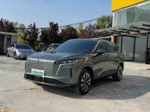 Hongqi HS6 2026